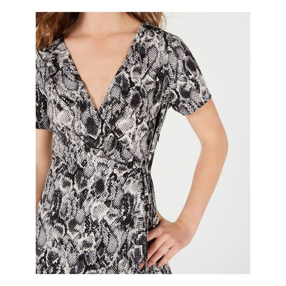 SPEECHLESS Womens Ivory Short Sleeve V Neck Mini Faux Wrap Dress Juniors M - Picture 3 of 4